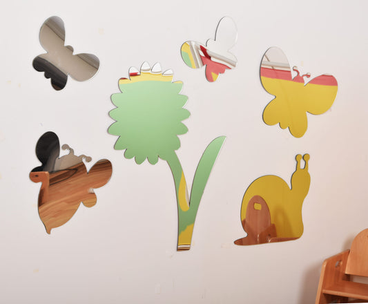 Children’s Plastic Safety Mirrors: Garden Mini Beast Mirror Set