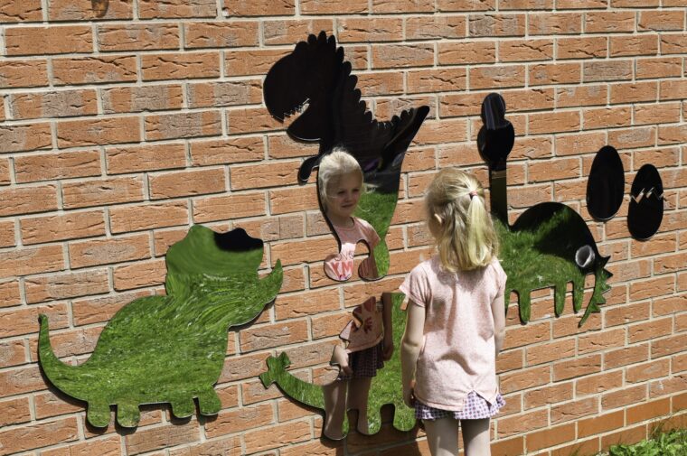 Children’s Plastic Safety Mirror Set: Dinosaurs