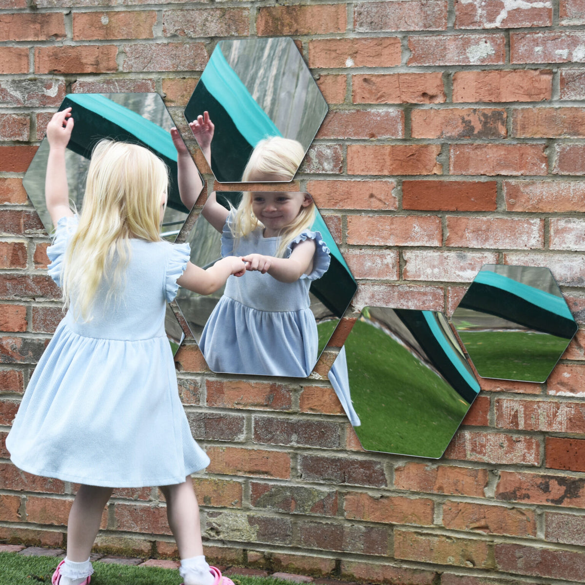 Hexagon Mirror Set (indoor/outdoor)